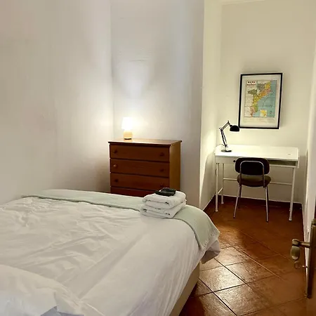 Portuguese Village Apt - Fast Wifi - Near Beaches Freiria